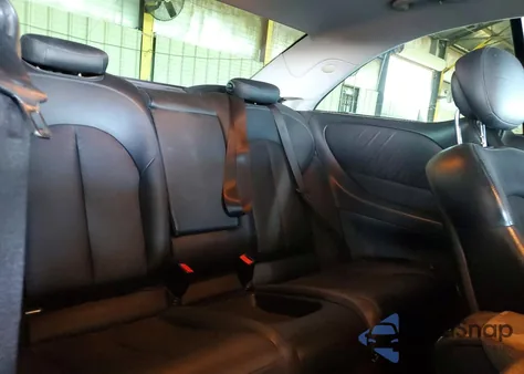 2006 Mercedes-Benz Clk 350 из США, поврежденный, VIN WDBTJ56HX6F187434